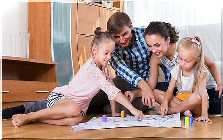 6 family games using just pen and paper