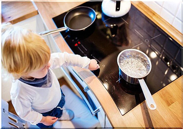 If your child gets burned in the kitchen, you need to assess the wound to know what help to apply.